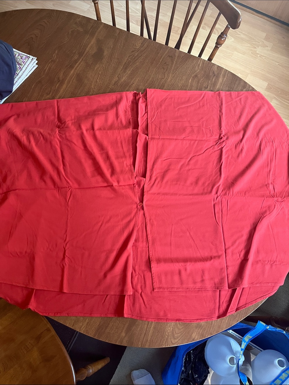 Sseko Vibrant Red Lightweight Women’s Wrap Shrug